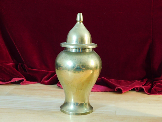 1 Vintage Brass Ginger Spice Jar/Urn, 6.5" Made in India | 1970's Altar Container Offering Goth Pagan