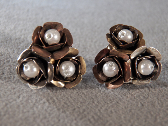 Vintage Silver Yellow Rose Tone Multi Round Faux Pearl 3 Petaled Flower Pierced Stud Button Style Earrings