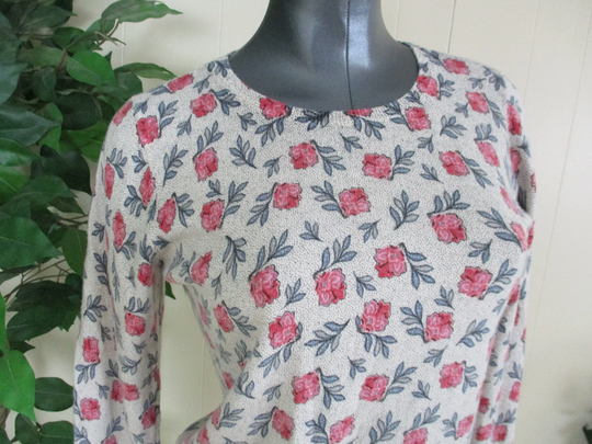 Loft, Ann Taylor Size M Pink Flowery Lightweight Wool-Blend Sweater Top
