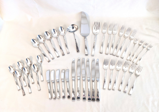 Reed & Barton Sterling "Classic Rose" 41 Piece Flatware Set; 67.99 Troy Ounces, Including Knives