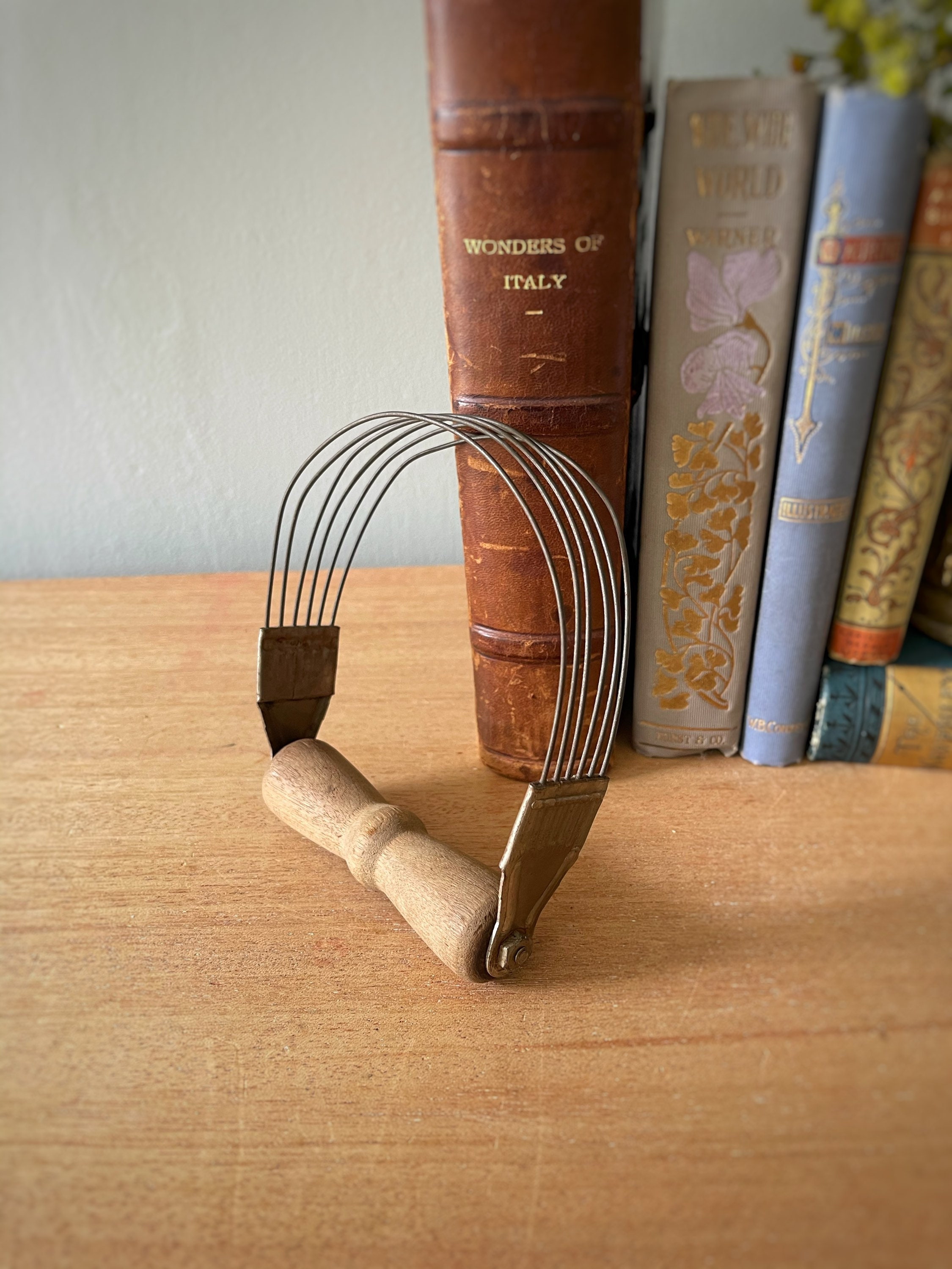 Vintage Androck Pastry Dough Blender, Wood Handle, Baking Tool, Kitchen Decor, Farmhouse Gadget
