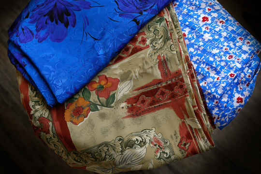 Hi-Fashion Vintage Lining Dress Clothing Fabric/Royal Blue Silk Blend Red White Flowers Gold Thread