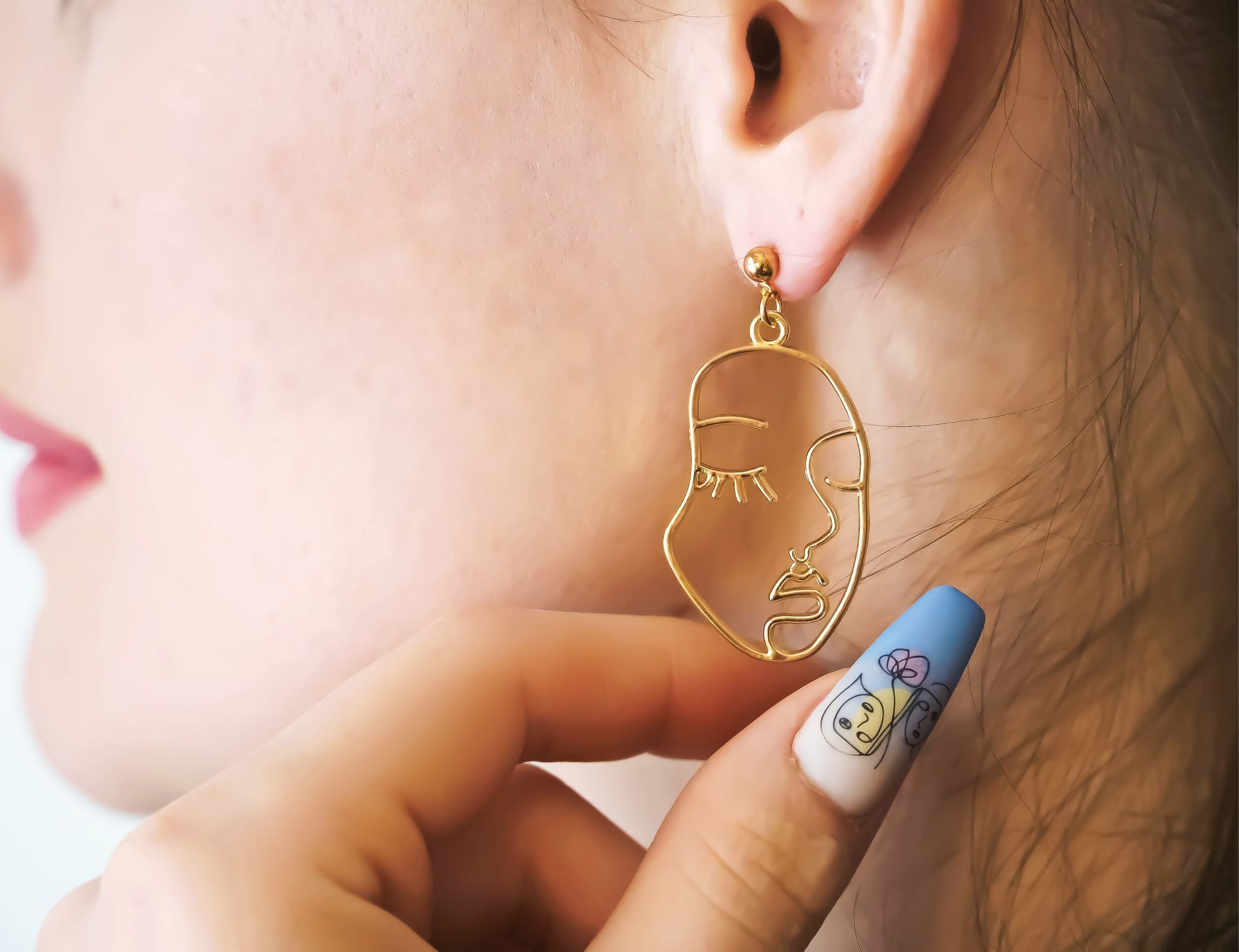 Gold Picasso Face Earrings, Perfect Gift For Her, Wink Retro Inspired Jewelry, Dangle Earrings