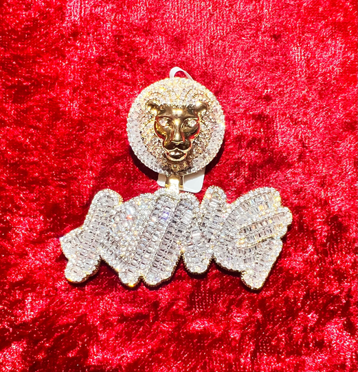 14Kt Gold Finish King Pendant
