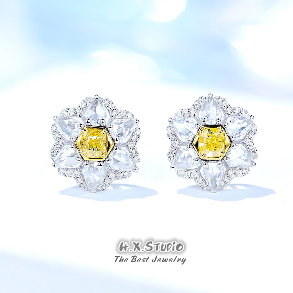 1.10Ctw Yellow Diamond Flower Stud Earrings in Solid 18K Gold/Custom Jewelry/Personalization Design/Gift For Her/Wholesale