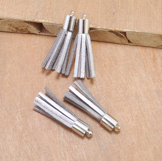 25Pcs 35mm Mini Leather Tassels, Silver Fringe Tassels, Jewelry Tassels, Tassel Earring, Tassel Necklace, Silver Capped Tassel Charm Pendant