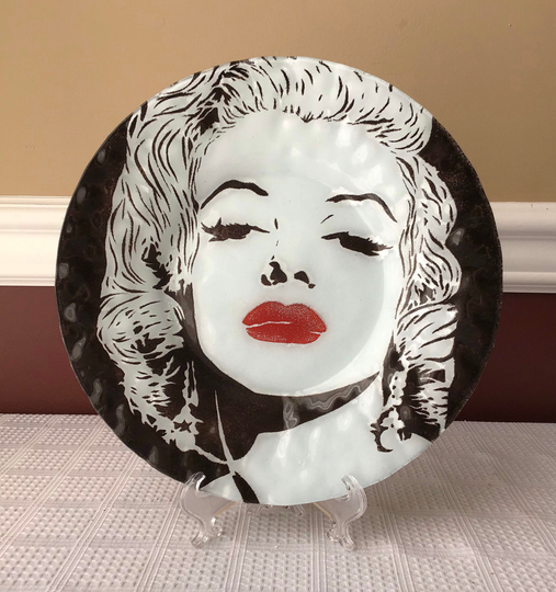 Vintage Glass Marilyn Monroe Collector Plate, 9 3/4"