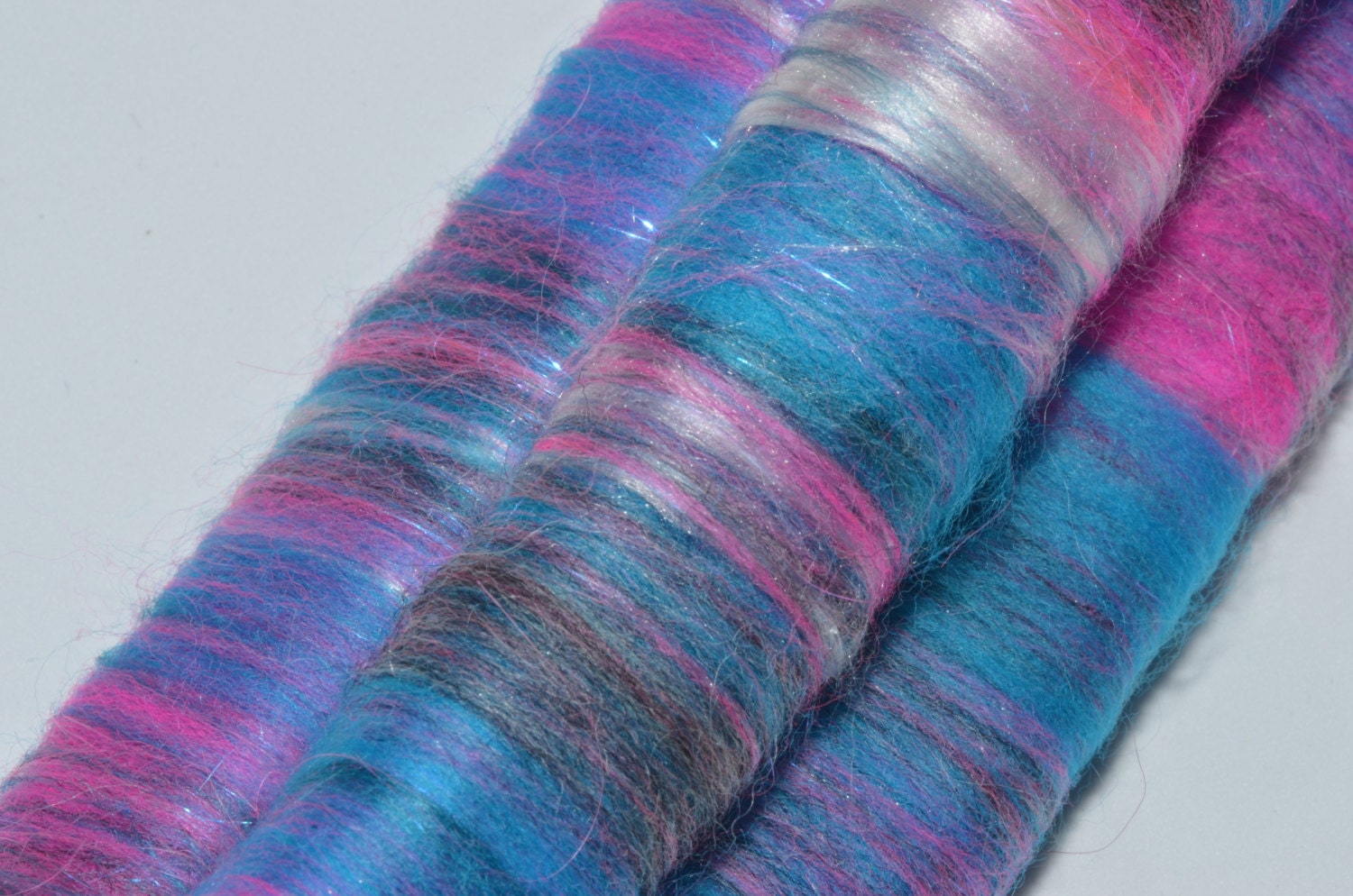 Sweet Rolls - Rolags Hand Blended For Spinning 1 Oz Increments Drama Queen