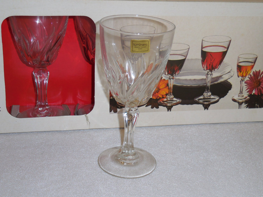 Cristal D'arques-Durand, Luminarc Flamenco Wine Glasses
