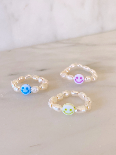 Smiley Pearl Ring | Beaded Face Stacking