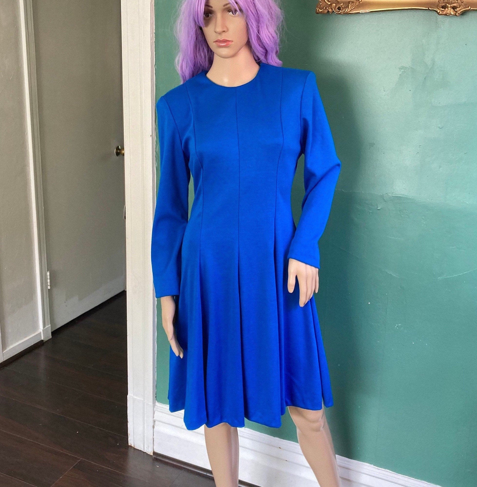 Vintage 80S Minimalist Wool Blend Strong Shoulder Fit N Flare Midi Dress