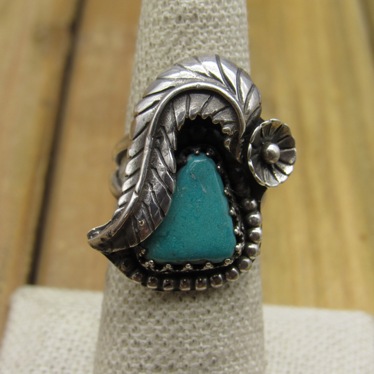 Vintage Sterling Silver Flower & Leaf With Triangle Turquoise Ring Size 6.5