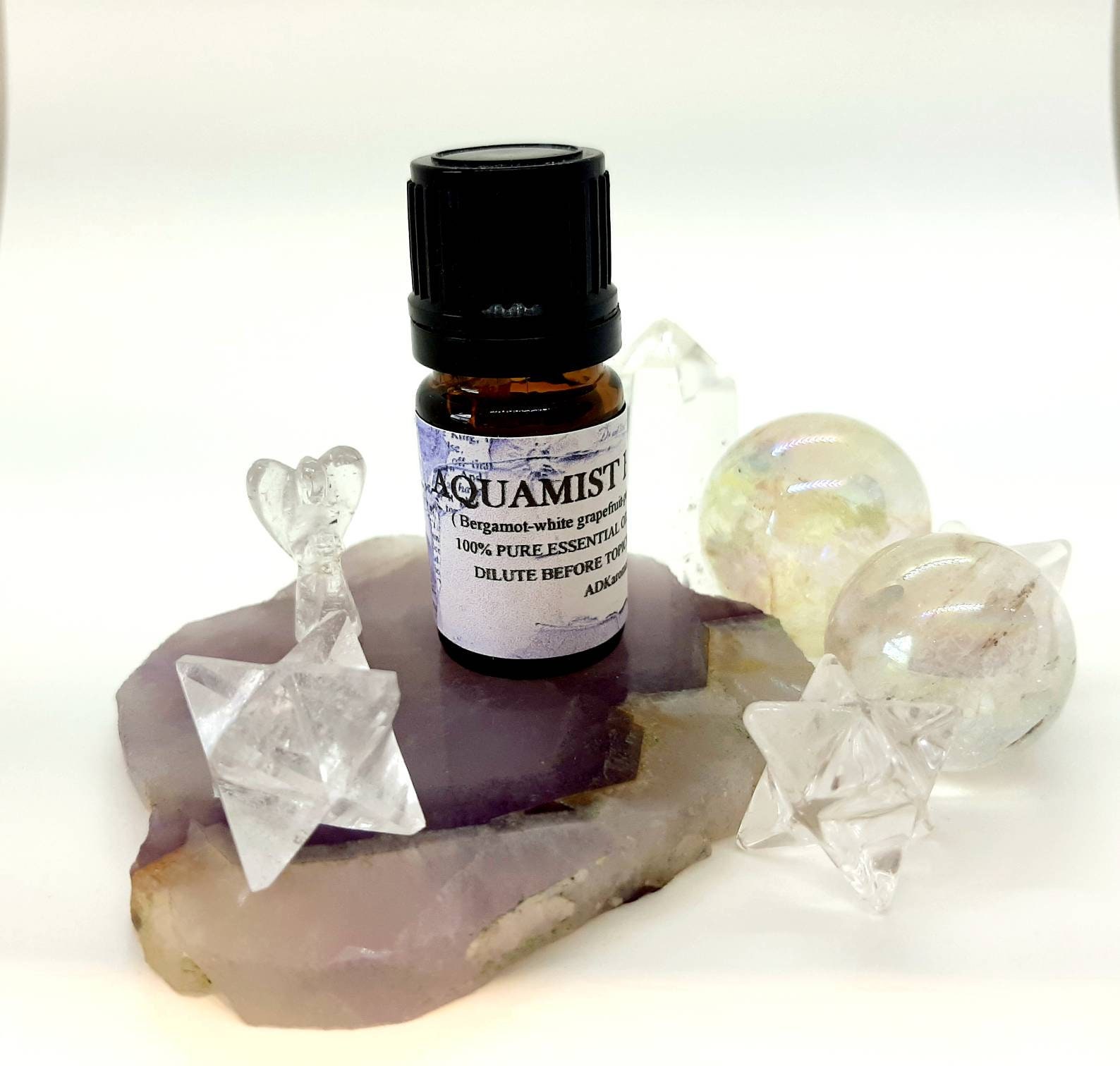 Aquamist Essential Oil Blend. Bergamot, Petitgrain, Grapefruit, Frankincense, Ginger Lily. 5 Ml