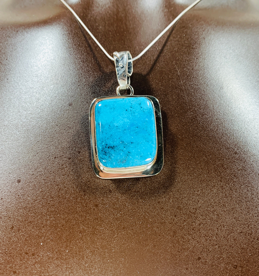 Bright Blue Nakozari Turquoise Pendant~18 Inch Silver Chain