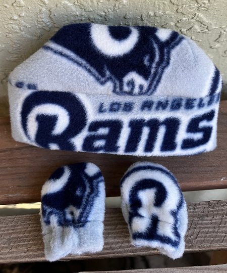 Los Angeles Rams Newborn Baby Fleece Hat & Mittens Gift Set