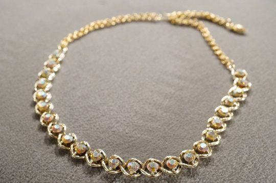 Vintage Art Deco Style Yellow Gold Tone Glass Stone Aurora Borealis Bib Adjustable Line Link Necklace Jewelry -K#20