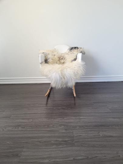 Genuine Sheepskin Rug/Real Icelandic Pelt Scandinavian Decor Sofa /Natural