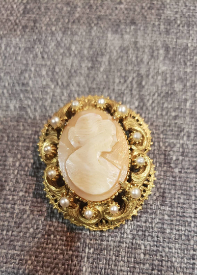 Antique Gold Tone Metal Cameo Brooch & Or Pendant Real Carved Stone Faux Pearls Made in Italy