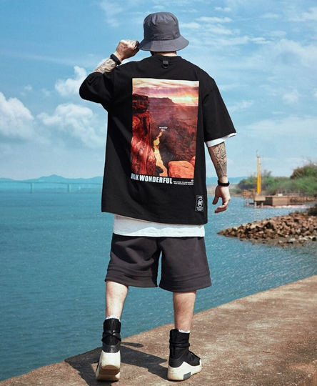 streetwear Valley Artwork Tee Shirt Urban Fashion Short Sleeves Oversized Black Graphic T-Shirt