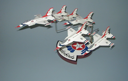 Usaf Thunderbirds F-16 Falcon Formation Hand Carved & Painted Mahogany Wood Airplane Aircraft Desktop Display Model