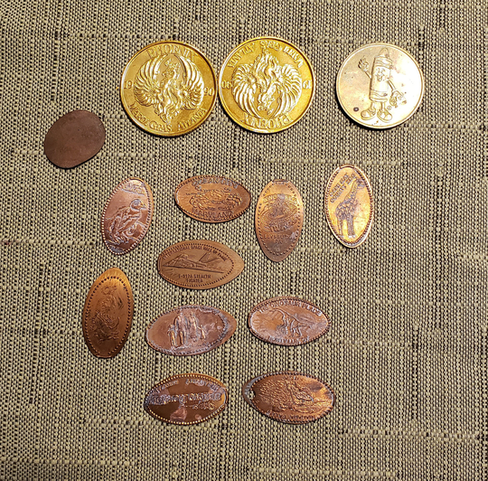 Vintage Lot Of Tokens For Crayola & Mardi Gras Atlanta Phoenix Elongated Pennies/Souvenir Flat Penny International Space Hall Of Fame