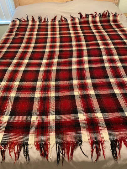 Ll Bean Wool Blend Fringed Throw Plaid 55" X 60" Burgundy Black Cream Cabin Lodge Fireside Stadium Tailgating Lap Blanket