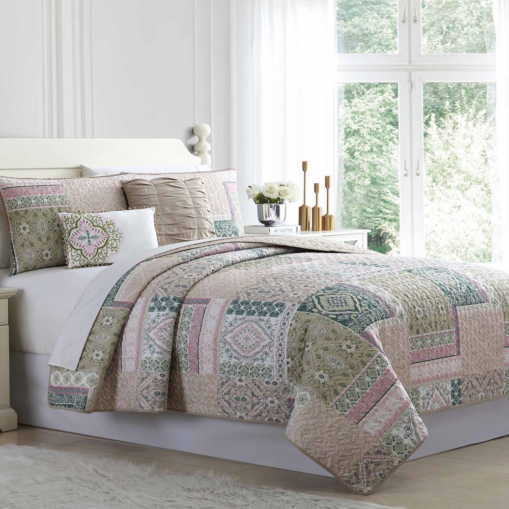 Amrapur Overseas Printed reversible quilt set Multi Multi Reversible Twin Quilt (Blend with Polyester Fill) | 3QLT5STG-INC-TN