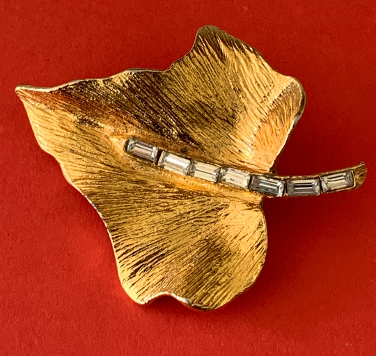 Decorative Vintage Leaf Brooch With Rectangular Rhinestones