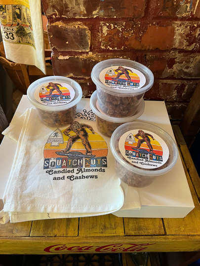Squatch Nuts Candied Almonds & Cashews Cinnamon