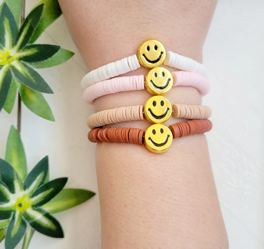 Heishi Bracelet For Girls-Smiley Beaded Bracelet-Smiley Face Charm Bracelet-Best Friend Bracelet-Colorful Bead Bracelet-Summer Jewelry