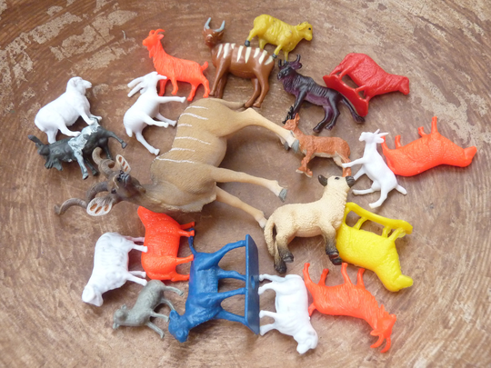 20 Sheep Goat Ram Animal Miniature Terrarium Fairy Garden Toy Plastic Craft Supply Lot Barn Horned | #3052
