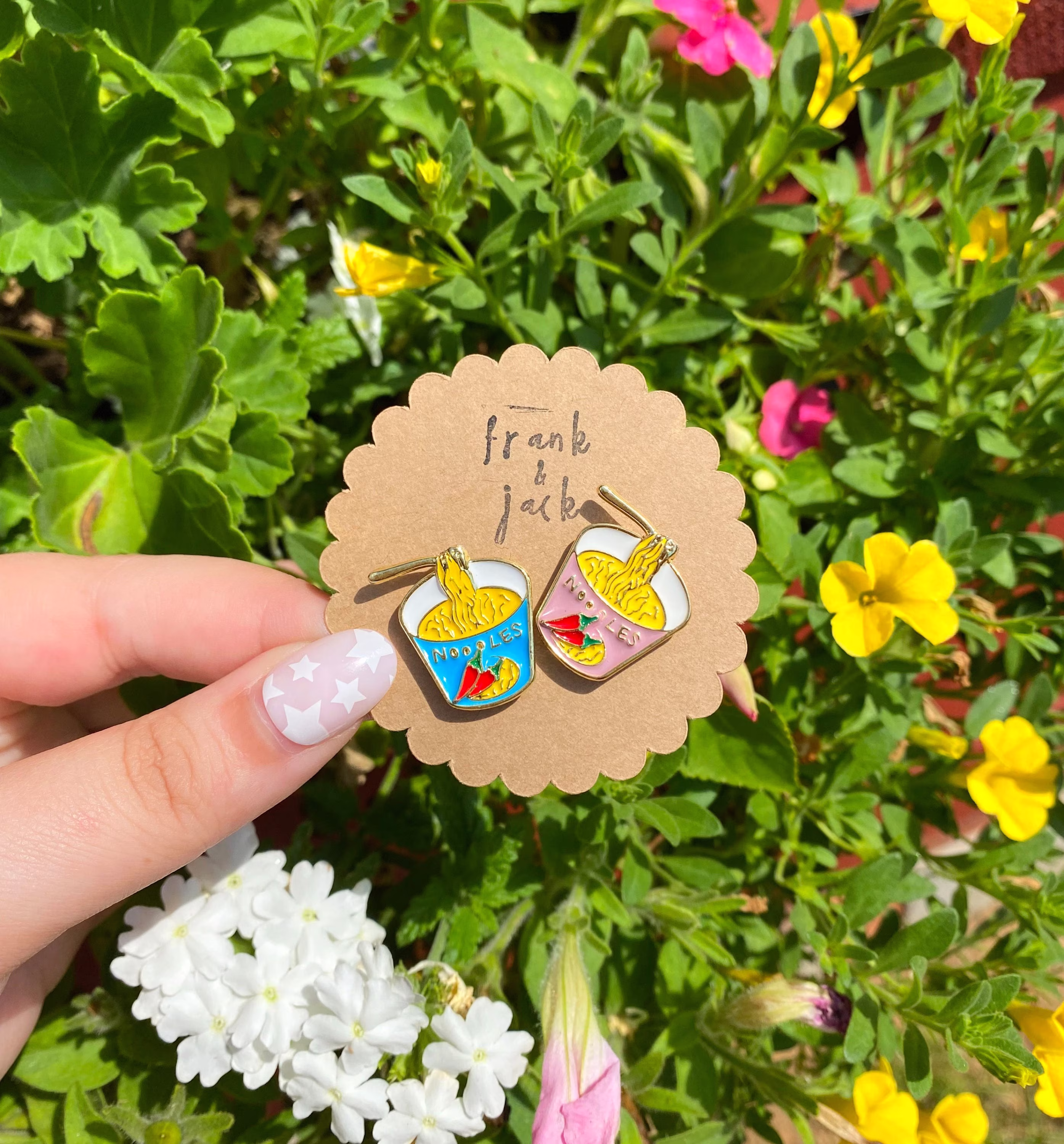 Ramen Needle Minder | Noodles Enamel Charm Magnetic Nanny Craft Accessories