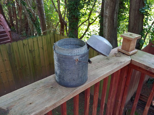 Vintage Early Metal Galvanized Fishing Minnow Bucket Bait