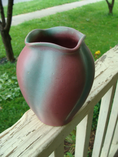 Antique Arts & Crafts Mccoy Glow Art Vase With Blended Turquoise Purple Matte Glaze Unsigned Roseville Or Muncie Type 6-3/8"H
