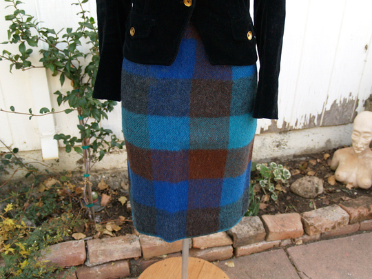 Vintage Mohair Blend Plaid Pencil Skirt//Mod//Bright Blue