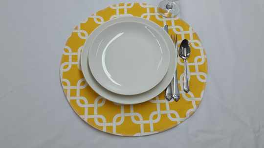 Yellow & White Fabric Placemat, Reversible Cloth Placemat Gotcha Chain Link, Cotton