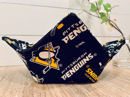 Pittsburgh Penguins Bowl Cozy, Nhl, Hockey Gift, Fan, Black & Gold
