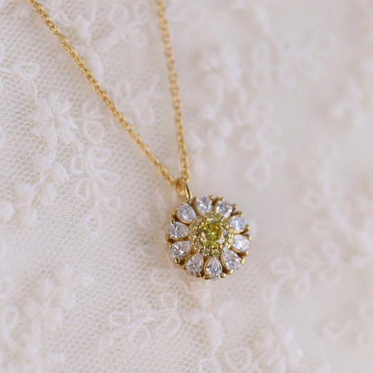 Daisy Necklace