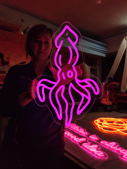 Squid Neon Sign, Ocean Animals Led Underwater World Inhabitants Light, Seafood Restaurant Light