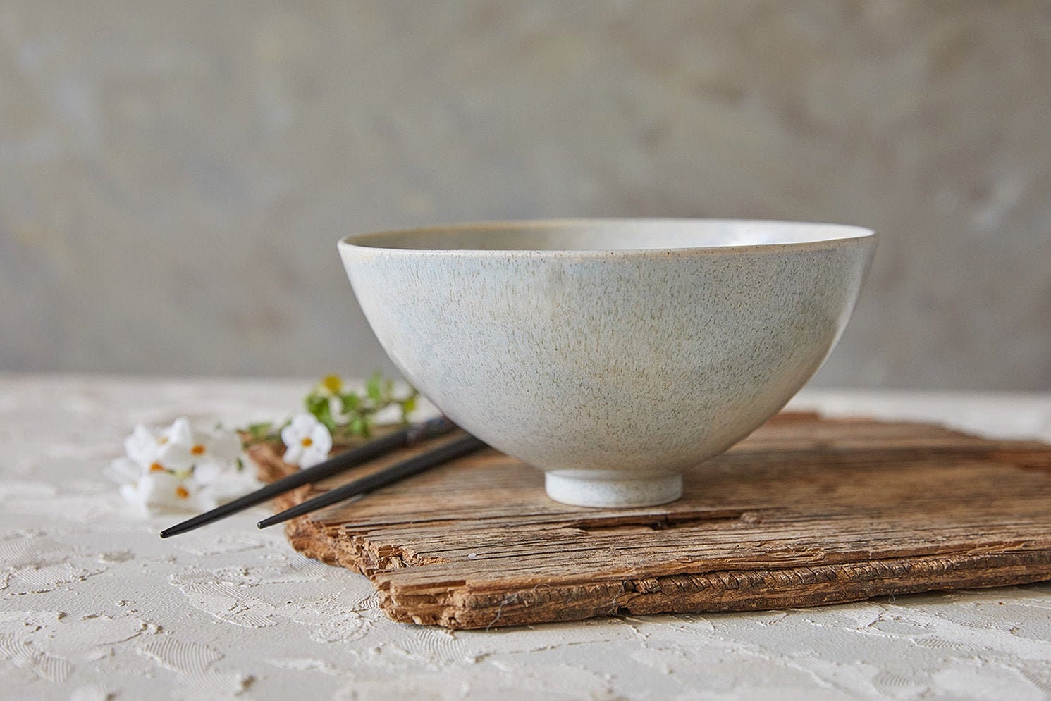 Noodle Pho Bowl, Japanese Style Ceramic Ramen Handmade Minimalistic Asian Stoney Pottery Serving Salad Nesting Bowl