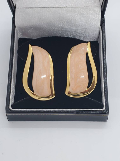 Napier Peach Enamel & Gold Tone Clip On Earrings Signed