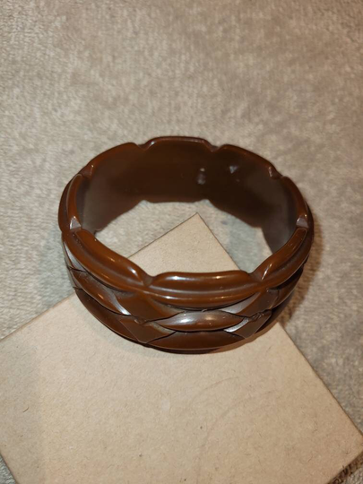 Vintage Genuine Carved Brown Bakelite Bangle Bracelet