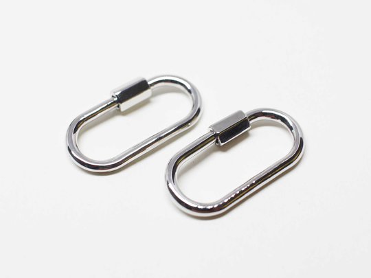 P1099-3/Oval Carabiner Charm, Large Charm, Thick Link Chain Clasp, Clip Clasp, Carabiner Pendant /Rhodium/25x14mm/1Pcs