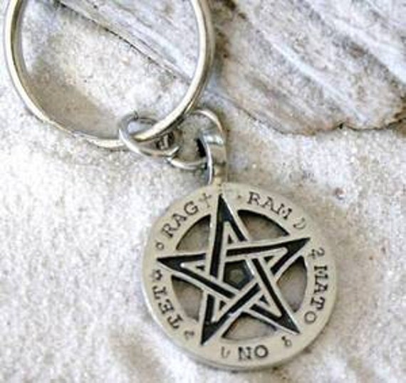 Pewter Pentagram Pagan Pentacle Tetragrammaton Runes Keychain | 55H