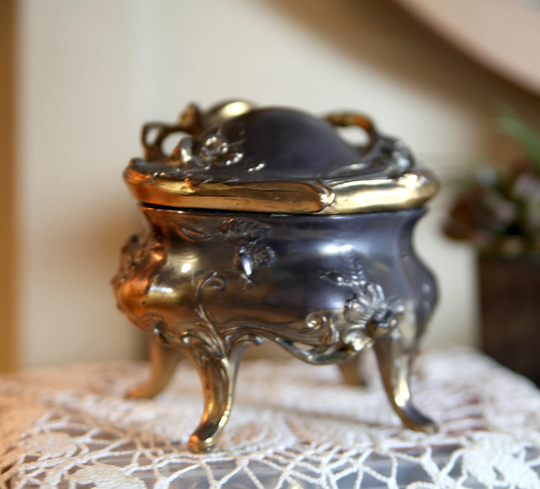 Vintage, Antique, Victorian, Art Nouveau, Gold, Metal, Floral, Casket, Trinket Box, Heavy, Footed, 4.5", 1900's B61-2-12