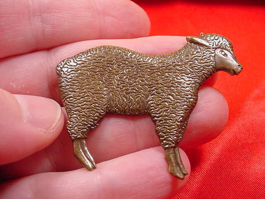 Mary's Little Lamb I Love Baby Sheep Farm Animals Pin Brooch B-Lamb-1