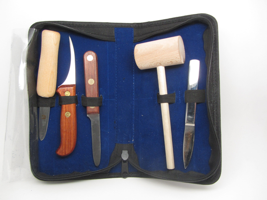 5Pc Seafood & Shellfish Tool Set - Shuckers, Mallet, Deveiner, Picker Great For Preparing Clams, Crabs, Lobster. Thanksgiving/Christmas