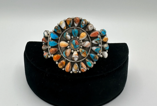 Spiny Oyster Flower Cuff/Cjc1