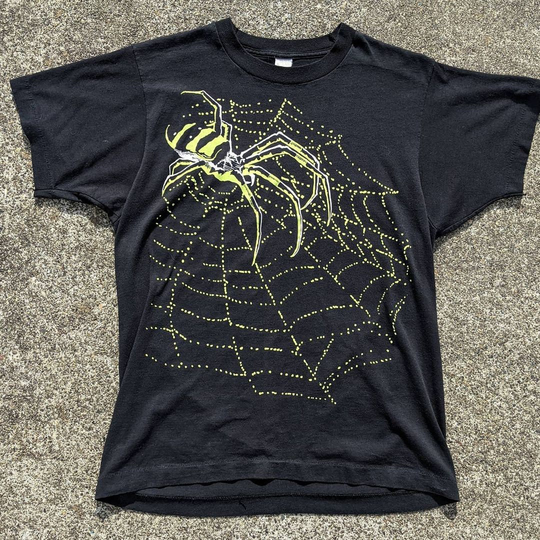 Vintage 1980S Glow in The Dark Spider On Spiderweb Print Single Stitch Thin Soft Black T-Shirt Small