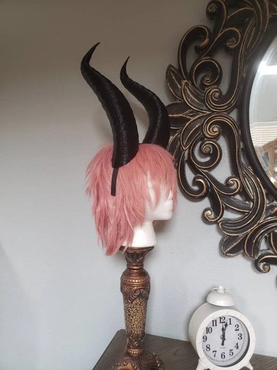 New Arrival Extra Large Barbarian Samurai Horns Warlord Battle Style Stage Prop Light Weight 3D Printed. Black